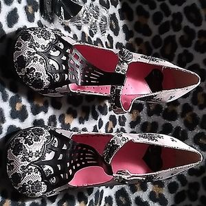 Hot Chocolate pinup heels